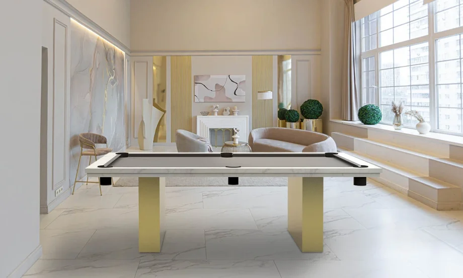 Mesa de billar modelo Londres en un salón elegante, fabricada en madera maciza por El Billar — envío a toda España